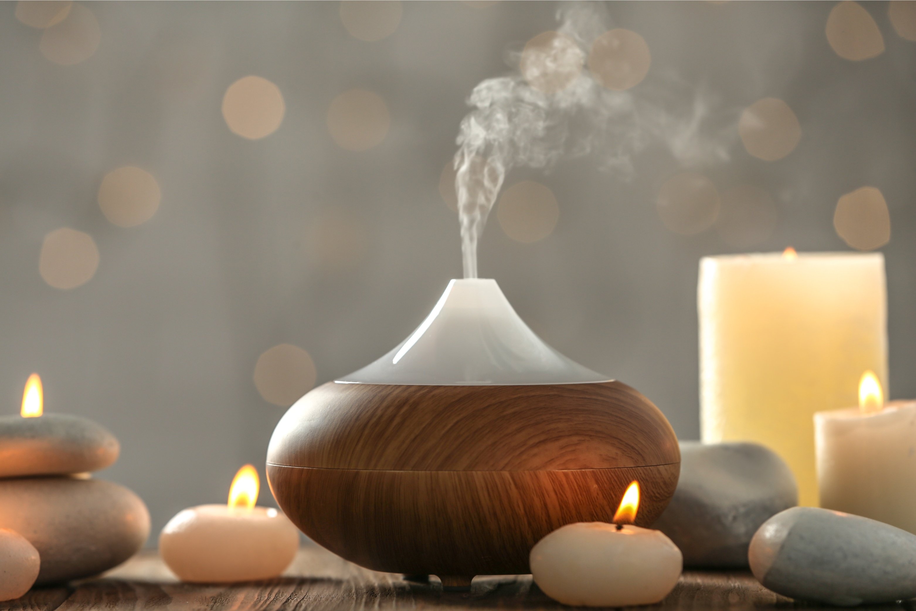 Essential oils for addiction recovery can be inhaled via a diffuser, Avenues Recovery advises.