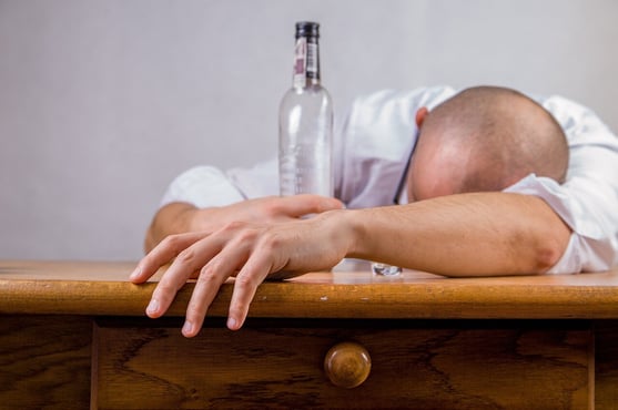 Man with Alcohol Use DisordeCognitive Behavioral Therapy for Addiction is effective | CBT for Alcohol Use Disorder | Avenues Recovery