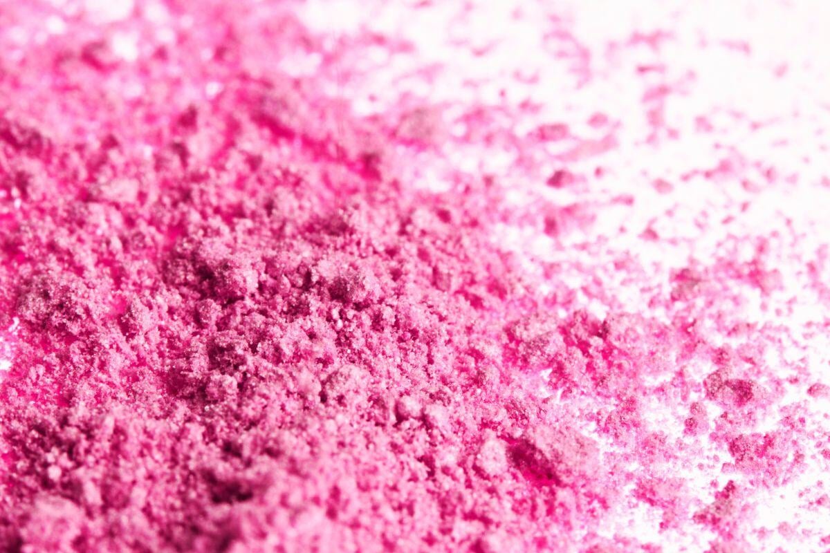 Pink cocaine poses serious health dangers. Avenues Recovery explains.